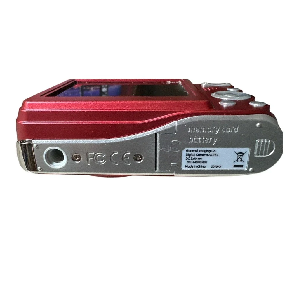 GE A1251 Digital Camera Red 12.2MP 5x Optical Zoom‎ 2.5